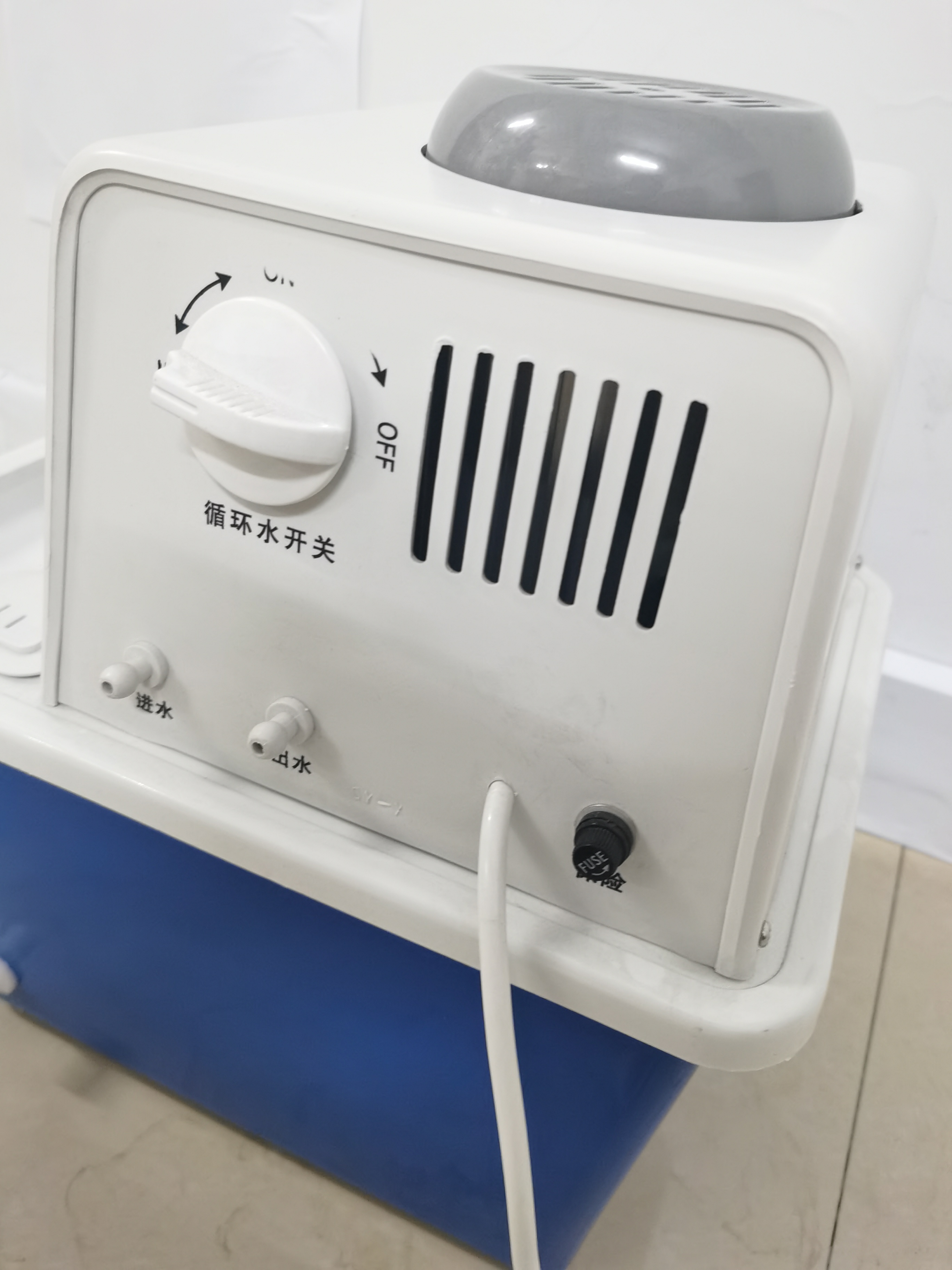 循環(huán)水多用真空泵側(cè)面
